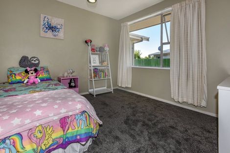 Photo of property in 30 Shetland Street, Woolston, Christchurch, 8062