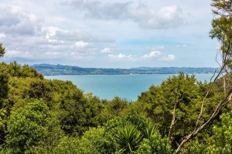 Photo of property in 1 Okoka Road, Omiha, Waiheke Island, 1081
