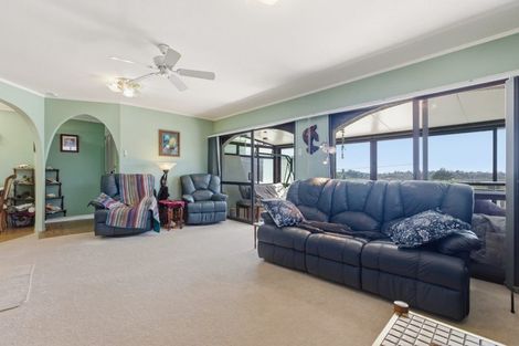 Photo of property in 12 Sutherland Road, Brookfield, Tauranga, 3110