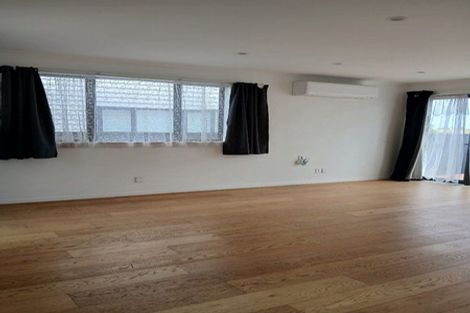 Photo of property in 89 Waipuhinui Way, Wiri, Auckland, 2104