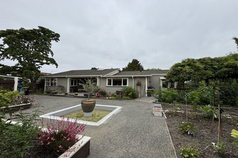 Photo of property in 151 Commercial Street, Takaka, 7110