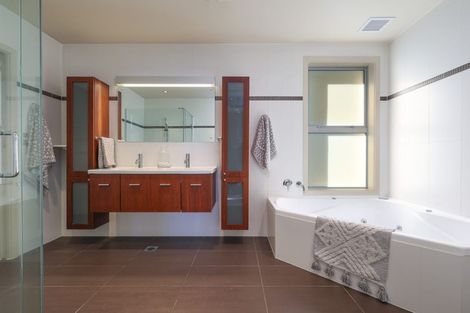 Photo of property in 6/275 Wakefield Quay, Stepneyville, Nelson, 7010