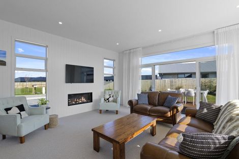 Photo of property in 7 Burbank Place, Methven, 7730