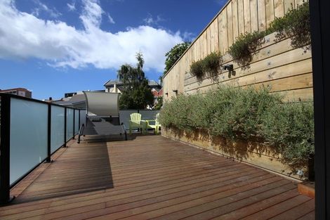 Photo of property in 103a York Place, Dunedin Central, Dunedin, 9016