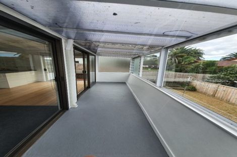 Photo of property in 1/54 Evans Road, Weymouth, Auckland, 2103