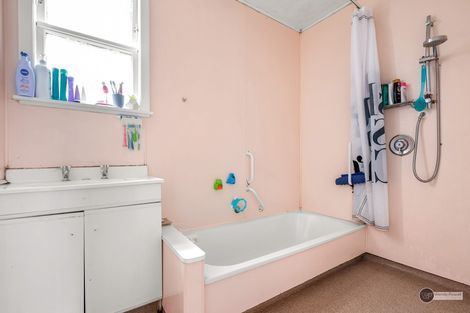 Photo of property in 1248 High Street, Taita, Lower Hutt, 5011