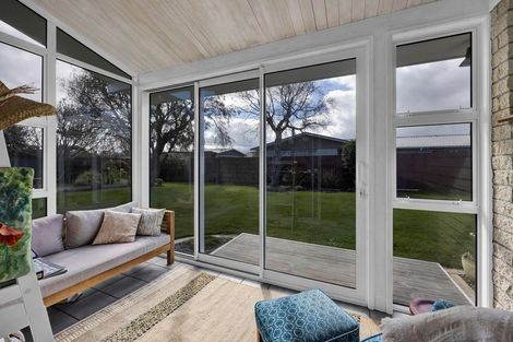 Photo of property in 18 Kowhai Street, Hawera, 4610