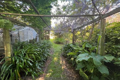 Photo of property in 18 Skerman Street, Marton, 4710