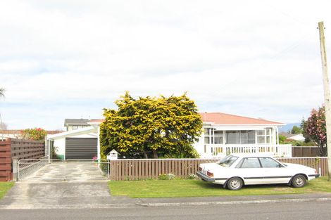 Photo of property in 7 Smith Road, Merrilands, New Plymouth, 4312