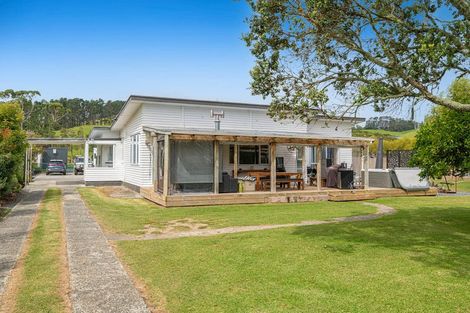 Photo of property in 2744 Kaipara Coast Highway, Glorit, Warkworth, 0984