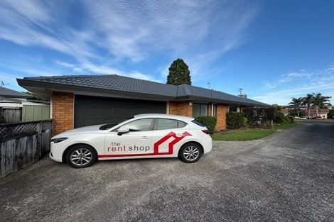 Photo of property in 3 Grande Vue Road, Papatoetoe, Auckland, 2025