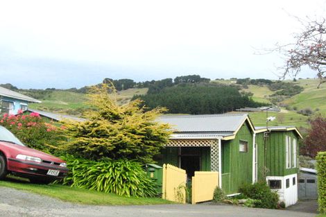 Photo of property in 8 Dickson Street, Macandrew Bay, Dunedin, 9014