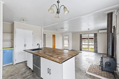 Photo of property in 15 Kopi Place, Massey, Auckland, 0614