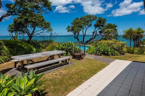 Photo of property in 62 Sharon Road, Waiake, Auckland, 0630