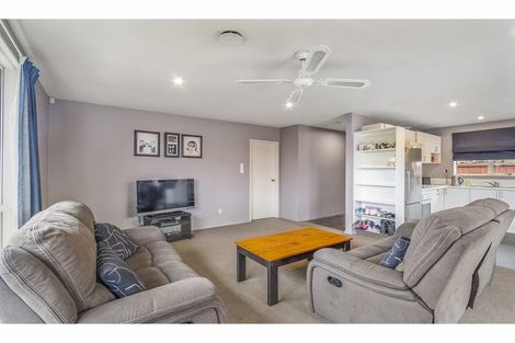 Photo of property in 2/44 Shands Road, Hornby, Christchurch, 8042