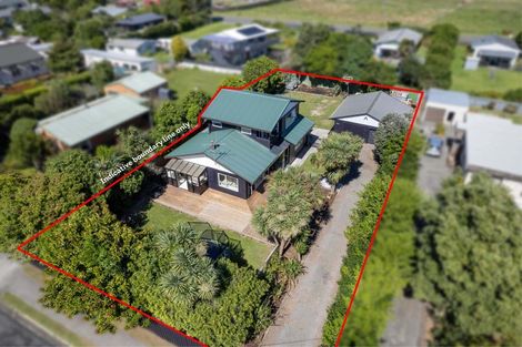 Photo of property in 73 Atkinson Avenue, Otaki Beach, Otaki, 5512