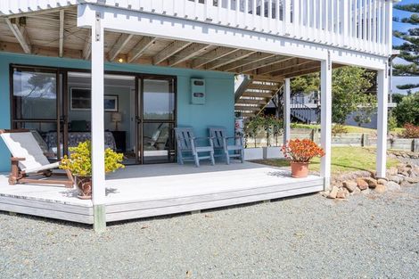 Photo of property in 8 Heather Street, Mangawhai Heads, Mangawhai, 0505