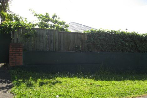 Photo of property in 3 Chipping Dale, Mangere Bridge, Auckland, 2022