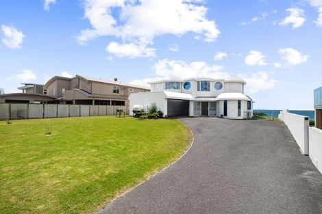 Photo of property in 17a Oceanbeach Road, Mount Maunganui, 3116