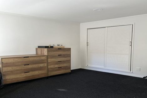 Photo of property in 8 Countess Close, Maupuia, Wellington, 6022