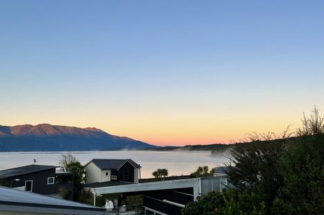 Photo of property in 77 Ahau Street, Moana, 7872