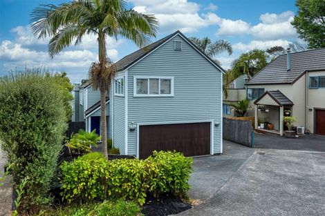 Photo of property in 123a Hobsonville Road, West Harbour, Auckland, 0618