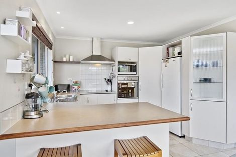 Photo of property in 10 Garvan Glen, Pyes Pa, Tauranga, 3112