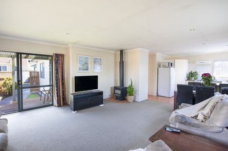 Photo of property in 8a Barton Avenue, Marewa, Napier, 4110