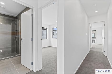 Photo of property in 51 Whare Kauri Road, Papakura, 2110