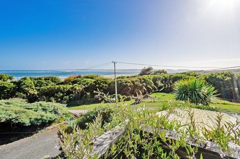 Photo of property in 19 Whalers Crescent, Omaui, Invercargill, 9877