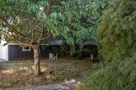 Photo of property in 3 Mckenzie Terrace, Carterton, 5713