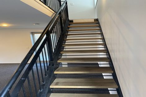 Photo of property in 327 Barbadoes Street, Christchurch Central, Christchurch, 8011