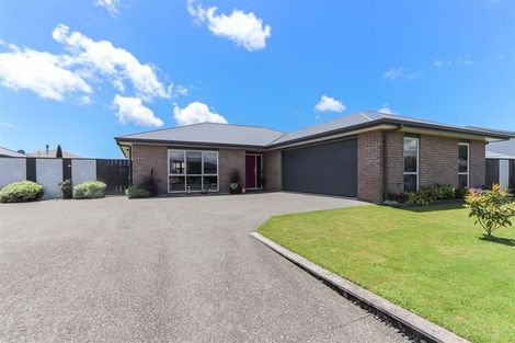 Photo of property in 14 Estate Grove, Inglewood, 4330