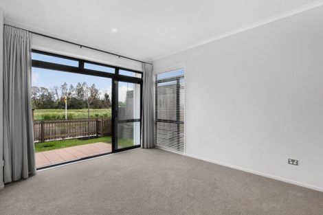 Photo of property in 6a Nohoanga Road, Karaka, Papakura, 2113