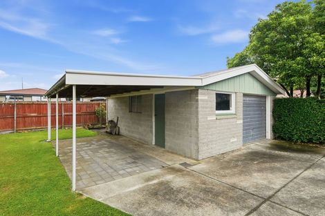 Photo of property in 17 Wolsey Place, Hillmorton, Christchurch, 8025