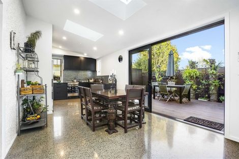 Photo of property in 8 Stanley Street, Claudelands, Hamilton, 3214