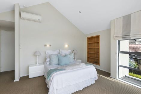 Photo of property in 72 Wai-iti Terrace, Bryndwr, Christchurch, 8052