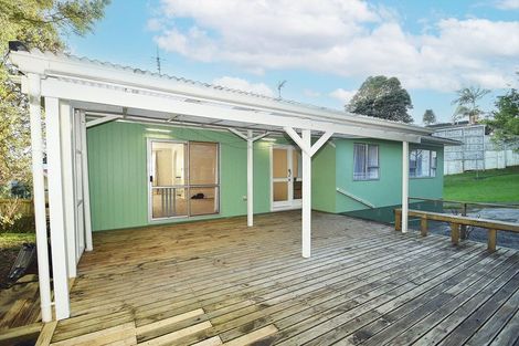 Photo of property in 27 Wallace Road, Ranui, Auckland, 0612