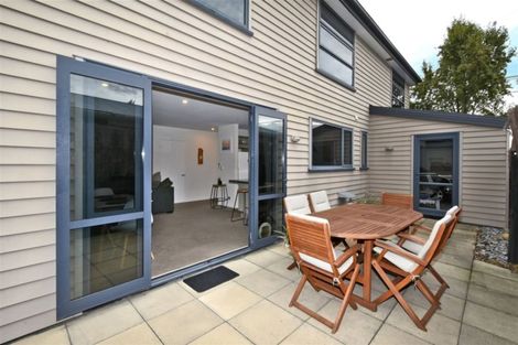 Photo of property in 500a Barbadoes Street, Edgeware, Christchurch, 8013