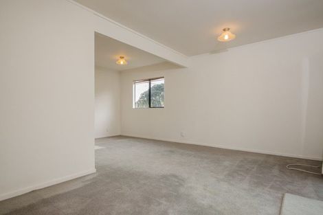 Photo of property in 1/3 Gloria Avenue, Te Atatu Peninsula, Auckland, 0610