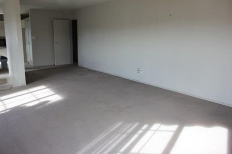 Photo of property in 2 Walton Street, Red Beach, 0932