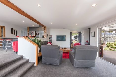 Photo of property in 1 Bird Lane, Wakefield, 7025