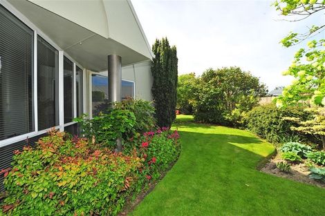 Photo of property in 29 Brockhall Lane, Avonhead, Christchurch, 8042