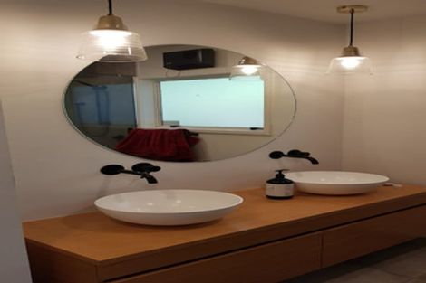 Photo of property in 78i Greenslade Road, Raglan, 3295