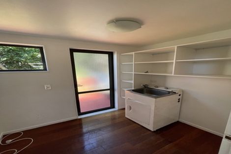 Photo of property in 941a East Coast Road, Torbay, Auckland, 0630