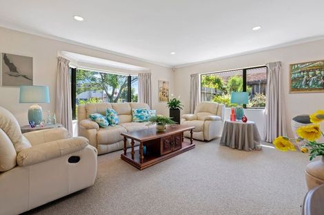 Photo of property in 3 Carniew Place, Dannemora, Auckland, 2016