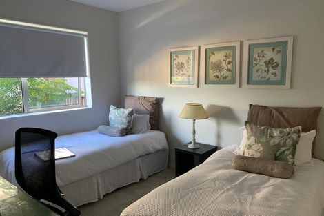 Photo of property in 28 Golden Morning Drive, Albany Heights, Auckland, 0632