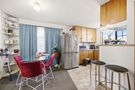 Photo of property in 3/63 Division Street, Riccarton, Christchurch, 8041