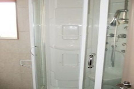 Photo of property in 27a Captain Scott Road, Glen Eden, Auckland, 0602