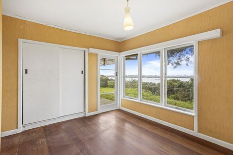 Photo of property in 59 Sylvan Avenue, Northcote, Auckland, 0627